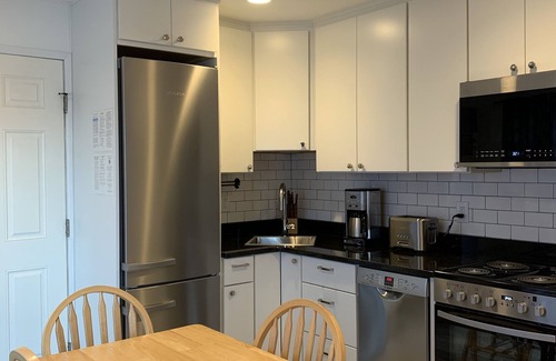 Rehoboth by the Sea Condo | Cute 2nd floor Condo just steps to the Beach