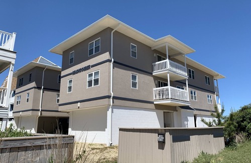 Rehoboth by the Sea Condo | Cute 2nd floor Condo just steps to the Beach