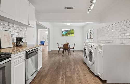 Fort Worth House | Cute 3 bedroom, 2 bathroom Tudor near TCU Campus.