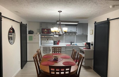 Ash Grove House | Cute 3 bedroom home sleeps up to 11 w/6 beds. Branson & Stockton Lake nearby