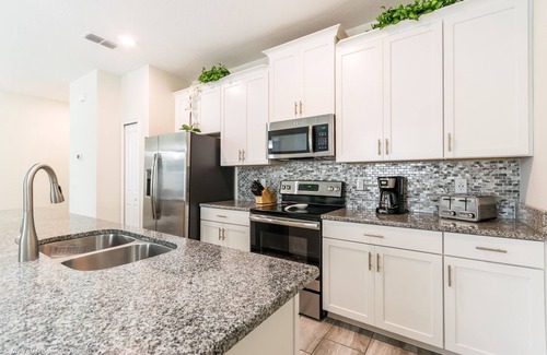 Kissimmee House | Cute 4 Bed Splash Pool Townhome in Storey Lake
