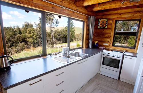 Mt Lyford Cabin | Cute and comfortable log cabin in the mountains perfect for a couple or family