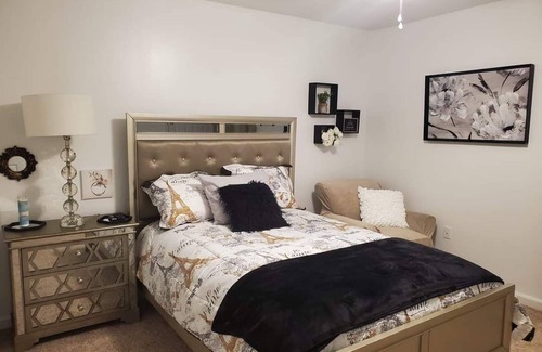 Yale House | Cute and cozy 4bed 2bath home