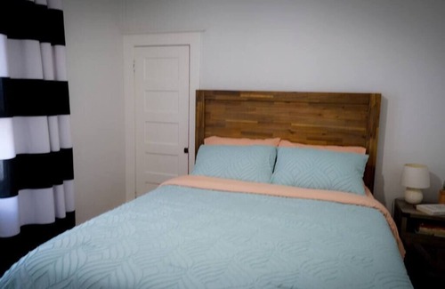 South Lethbridge House | Cute and Cozy Centrally-Located 3 Bedroom Home