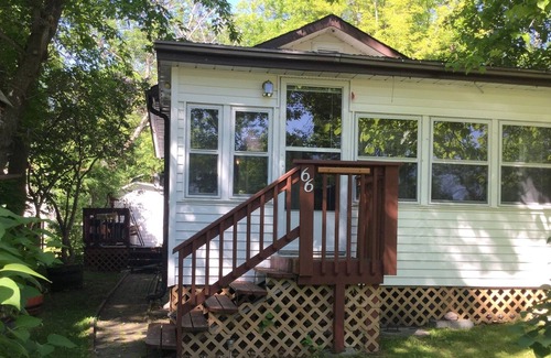 Grand Beach Cottage | Cute and cozy family cottage steps from the beautiful white sands of West beach