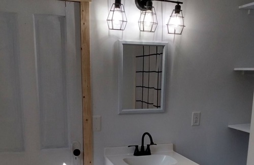 Marble House | Cute and cozy two bedroom/one bath home