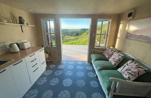 Mangawhai House | Cute and quirky loft with stunning rural views