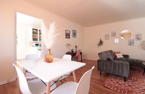 Albuquerque House | Cute and spacious 1 bedroom in a great location
