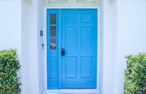 Sunridge Woods House | Cute Beach Villa w POOL/ 9 mile to Disney