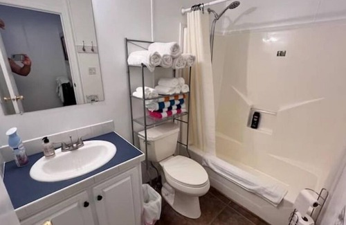 Aransas Pass House | Cute Bungalow between Aransas Pass and Rockport.