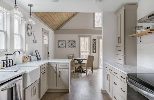 Hendersonville House | Cute Cabin hidden just 30 mins from Nashville