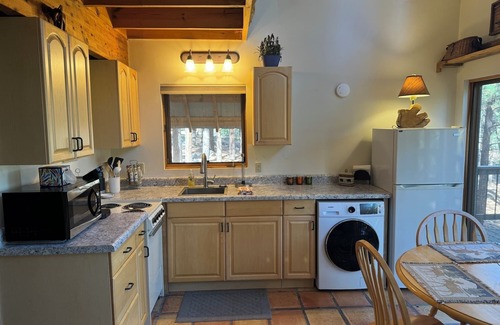 Vallecito House | Cute Cabin in the pines 3 minutes from lake a walk to the river and beautiful drive to Durango