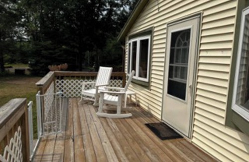 Finlayson Cabin | Cute cabin on Big Pine Lake with a large fenced yard and lake access