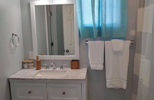 Northwest Heights House | Cute Casita Close To Downtown and Old Town!