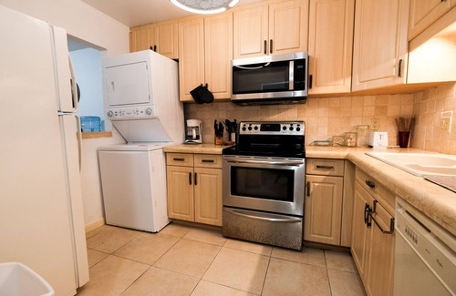 Williams Town Condo | Cute, Clean, Comfortable Beach Retreat