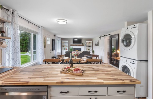 Sedro-Woolley House | Cute & Comfy 2-bedroom House in Charming Sedro-Woolley
