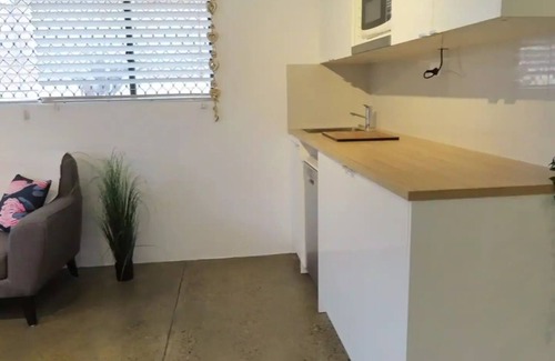 Kelvin Grove Apartment | Cute & Comfy~Close to RBH,QUT,Vic Park,QLD Ballet