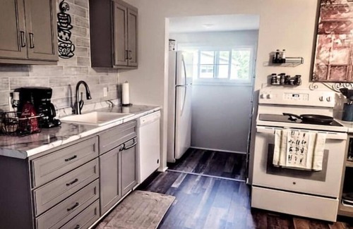 Eagle River House | Cute, convenient, quiet Eagle River 2 bedroom home
