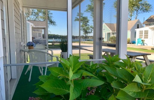 West Dennis Cottage | Cute Cottage on Bass River in West Dennis