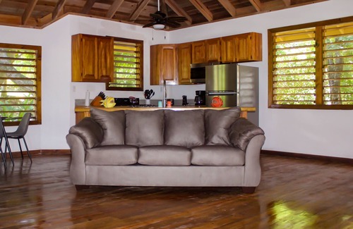 Palmetto Bay House | Cute Cottage, Private Pool, Private Beach Resort Community