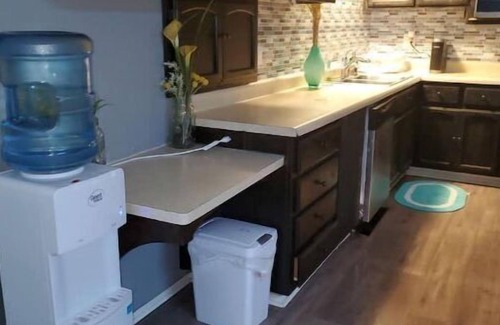 Pittsburg House | Cute & Cozy Beautiful 3 bedroom home