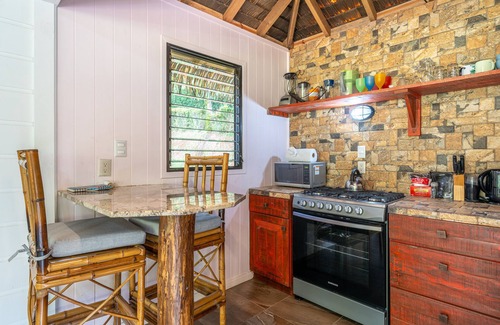 Ojochal House | Cute. Cozy. Private. Pool. Ojochal.