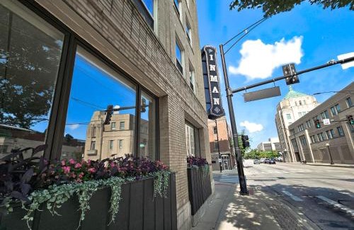 Champaign Apartment | Cute + Cozy Studio at The Inman - 207
