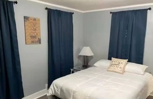 Culver House | Cute Culver Home close to beautiful lake Maxinkuckee. Pet friendly.