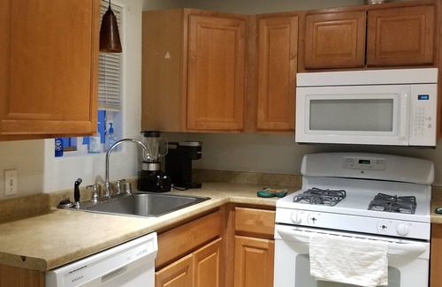 Mountain View House | Cute Duplex in Mt. View - Anchorage, Ak