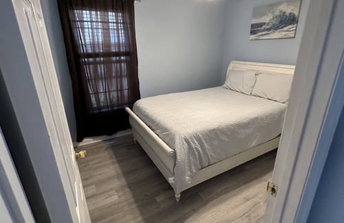 Greenville House | Cute home only 3 minutes from ECU Health.