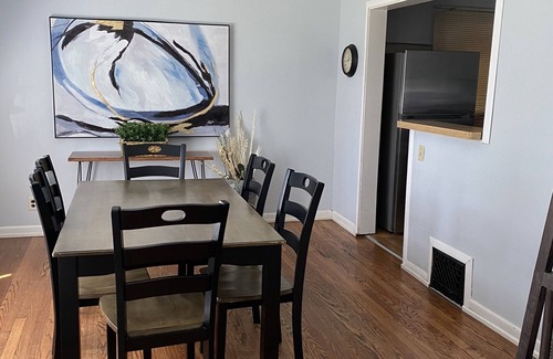Northeast South Bend House | Cute House close to Notre Dame Stadium!
