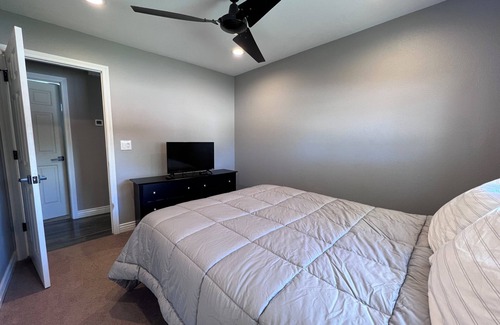 Cimarron Hills House | Cute House Minutes From Some Of The Most Go To Attractions!!