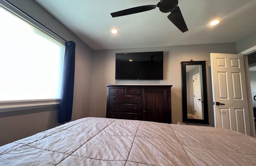 Cimarron Hills House | Cute House Minutes From Some Of The Most Go To Attractions!!