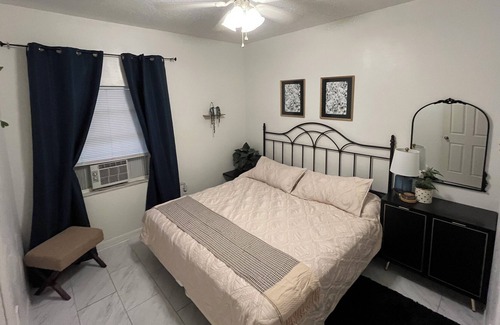 Deltona Lakes Apartment | Cute little apartment by the lake