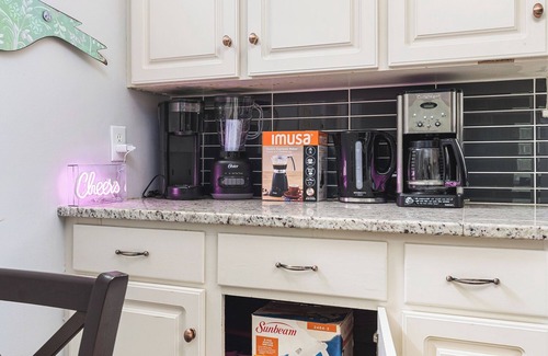 Hillwood House | Cute Mid Century Home - Be among Nashville stars - 5 Bed, 10 minutes to downtown