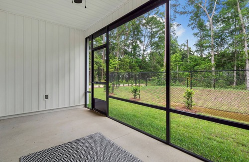 Tallahassee House | Cute Midtown Modern 4 bed 2 bath sleeps 8