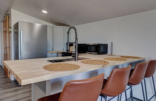 Metolius Apartment | Cute Nest Close to Cove Palisades 1-bedroom studio apartment