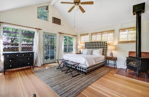 Sonoma House | Cute One Room Bungalow In Sonoma- Includes Wine Tasting Passport