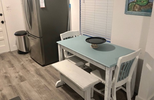 West Pensacola House | Cute, Peaceful Home, Centrally Located in West Pensacola
