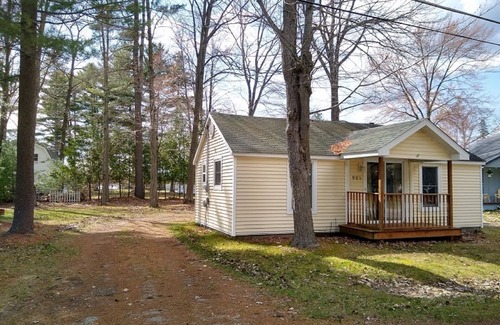 Tawas City Cottage | Cute, Petite Cottage/ East Tawas w/fishing boat access for Lake Tawas 1/8 mile