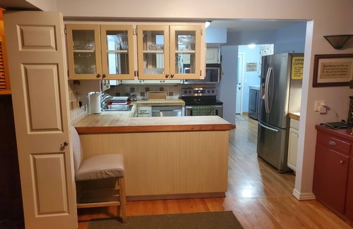 Yakima House | Cute private home in the heart of Yakima. Easy access to best city attractions.