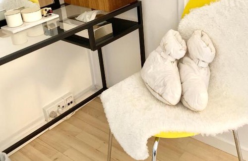 Amager House | Cute Pug Guest Room