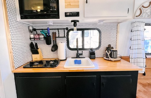 Leeds House | Cute Renovated RV Near Zion & St. George