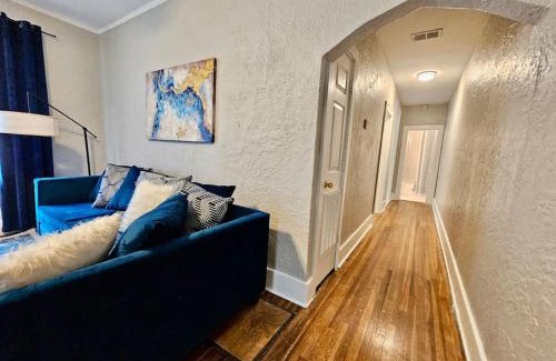 Vollintine-Evergreen Apartment | Cute stay in Memphis