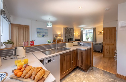 Llanbedr Cottage | Cute Stone Cottage with Wood Burning Stove in Llanbedr | Bodelen