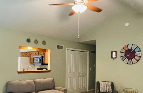Kearney House | Cute Updated One-Level Living in Quiet Cul de Sac