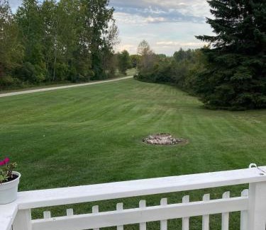 Hale House | Cute Vista View Home on Acreage