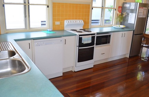 Crescent Head House | Cute, well-appointed beach house with ocean views and a short walk to all village amenities.