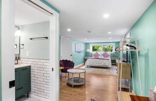 Fairmount Park House | Cute West Seattle Home w Firepit