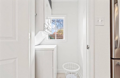South Kansas City House | Cutest Cottage in the Heart of Waldo!